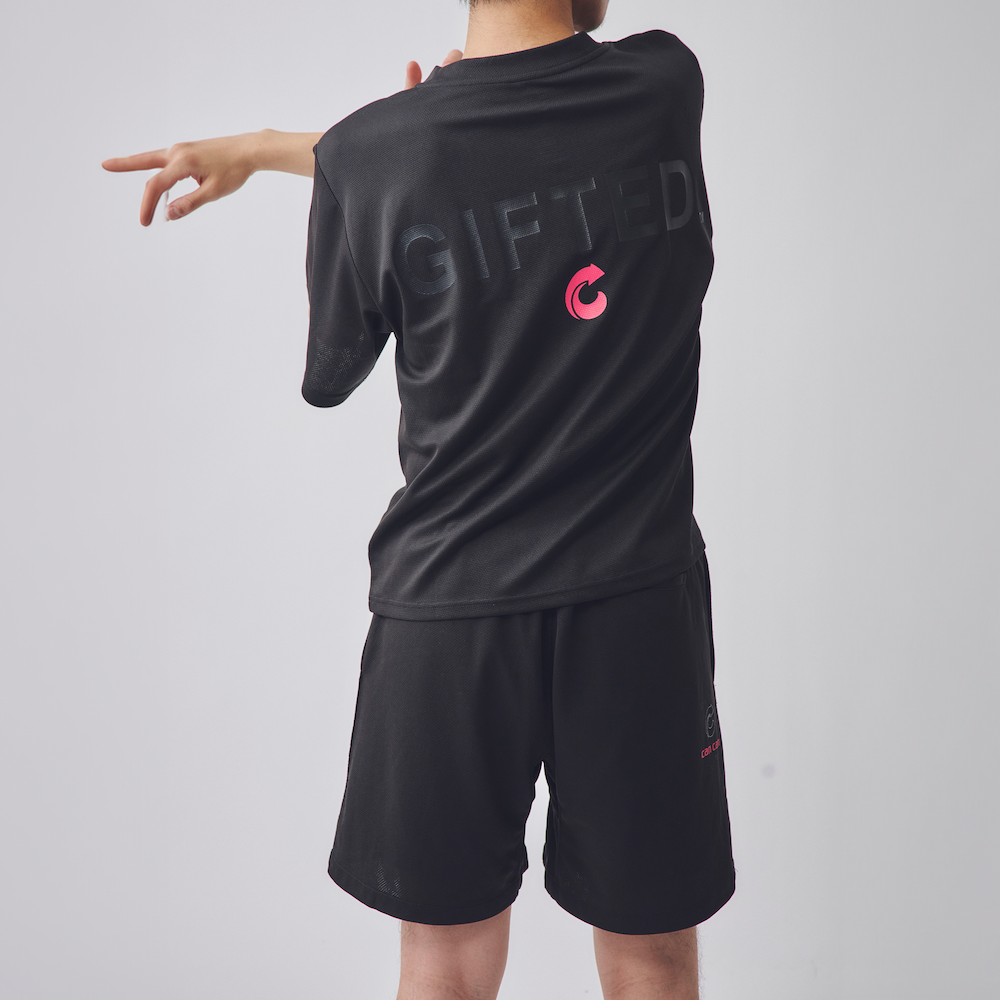 THE FIT KIT 半袖クルーネックシャツ / ブラック