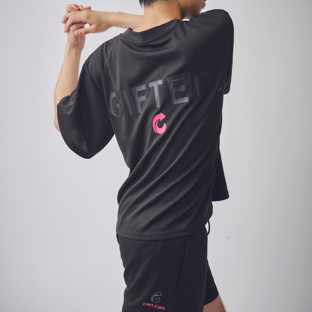 THE FIT KIT 半袖クルーネックシャツ / ブラック