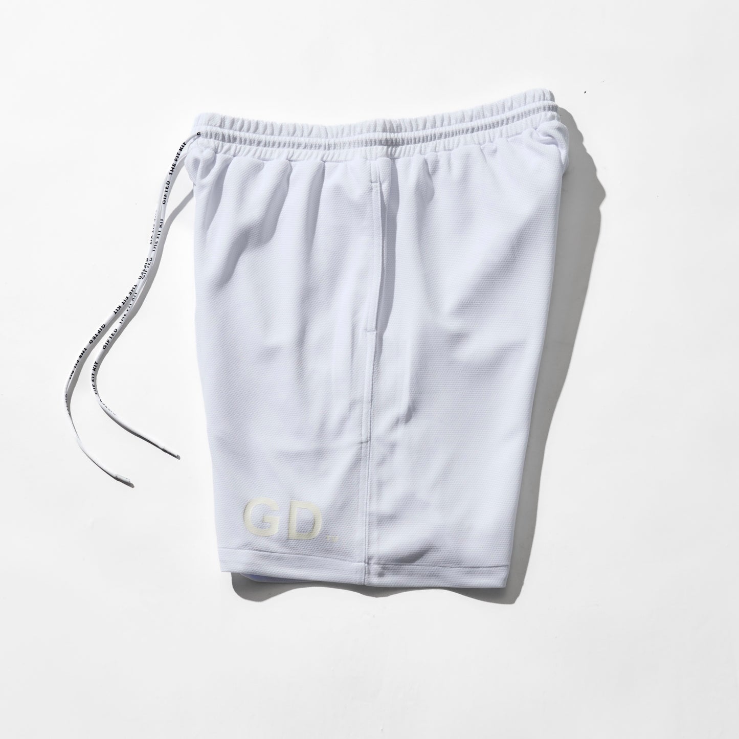 THE FIT KIT ショートパンツ / ホワイト