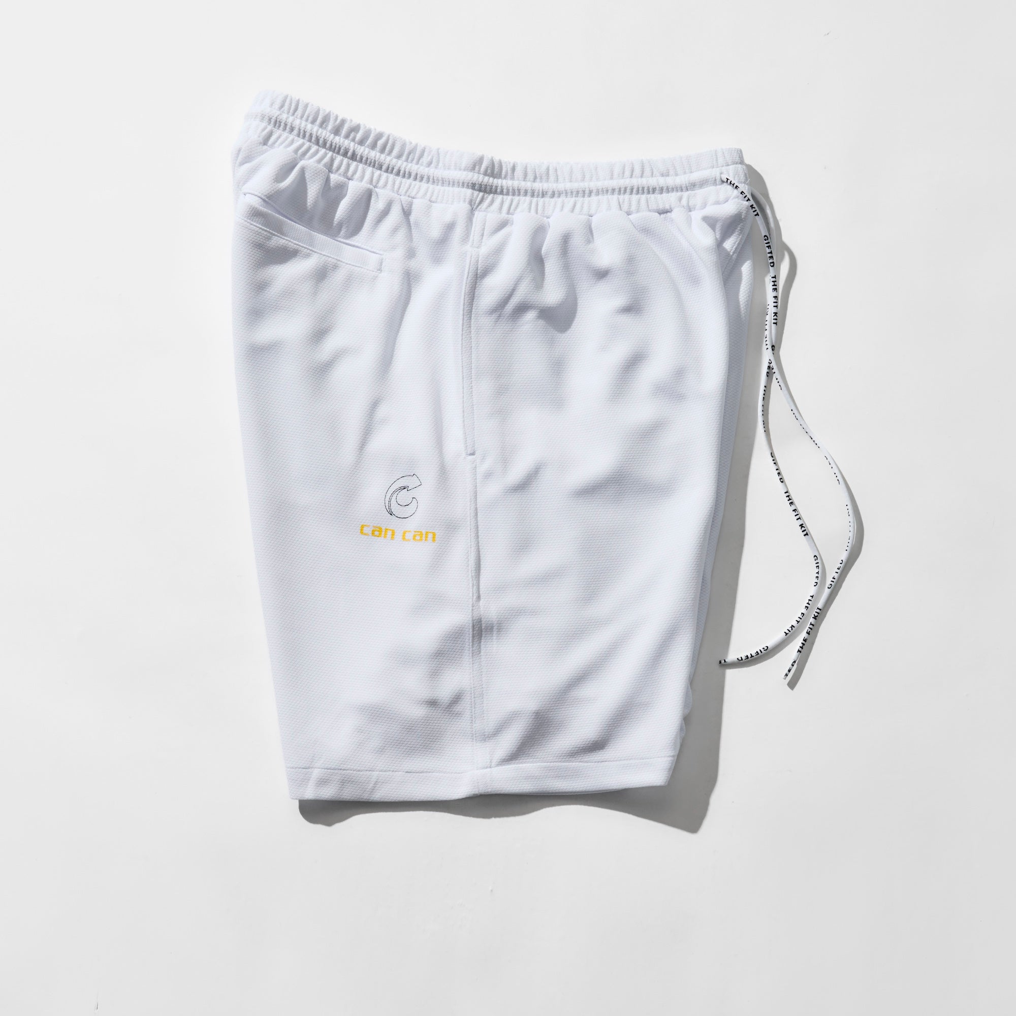 TANGRAM ホワイトショートパンツ TANGRAM パンツ TANGRAM/タングラム PUZZLE LOGO ACTIVE SHORTS