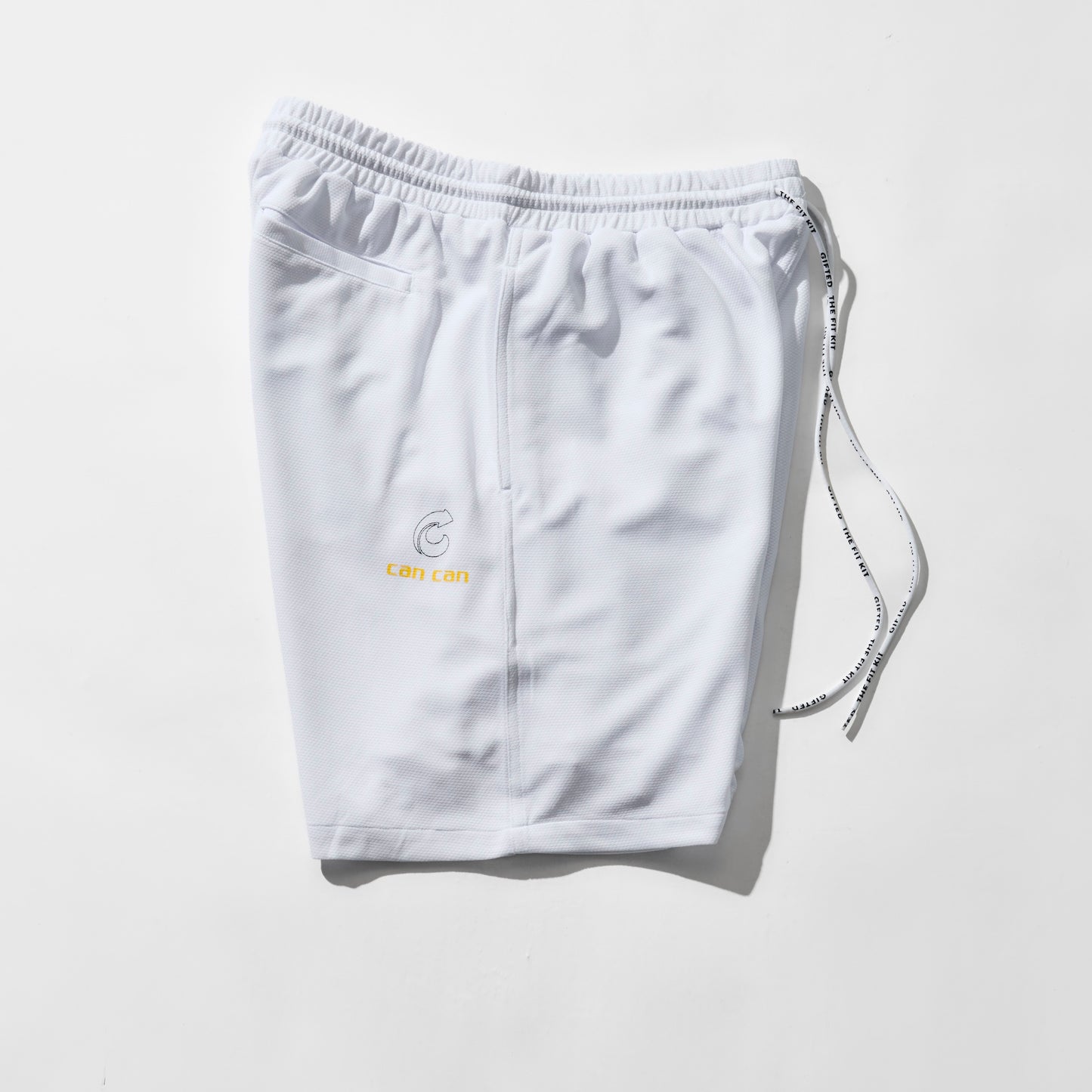 THE FIT KIT ショートパンツ / ホワイト